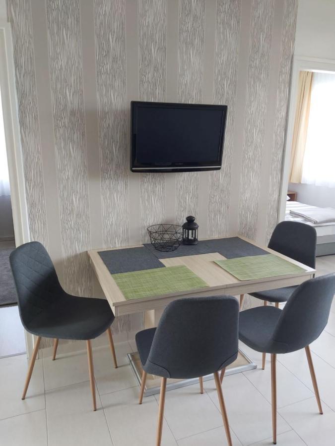 Apartmanhaz Horvath Apartment Balatonboglár Exterior photo
