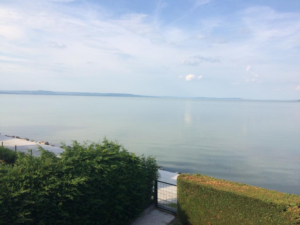 Apartmanhaz Horvath Apartment Balatonboglár Exterior photo